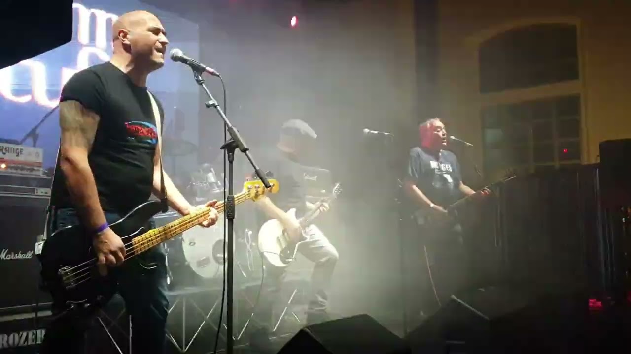 CRUMMY STUFF = FLOWER PUNK ROCK FESTIVAL 7 febbraio 2026 
