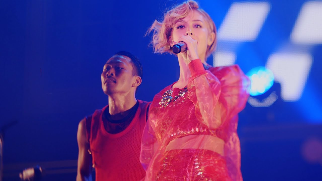 crazy girl / BENI Red LIVE TOUR 2013
