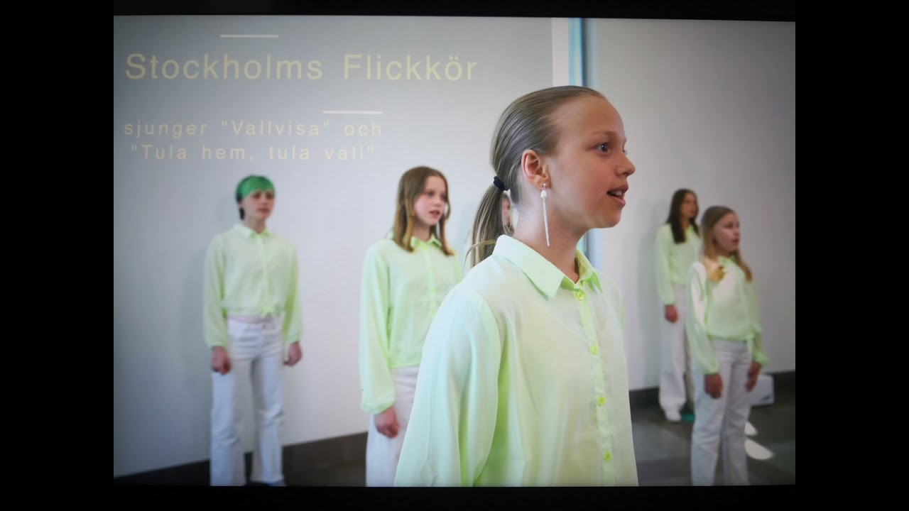 Stockholms Flickkör sjunger- Vallvisa (Limu, limu, lima) och  