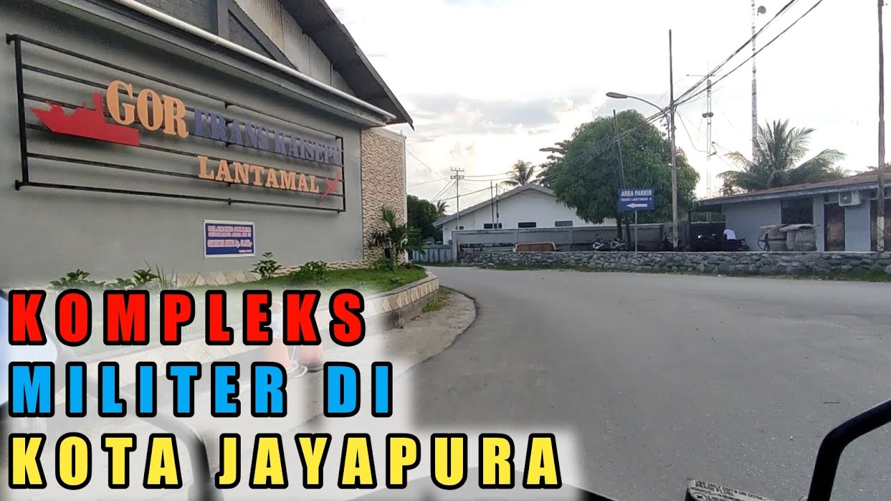 Kompleks lantamal dan pemukiman di pesisir pantai hamadi