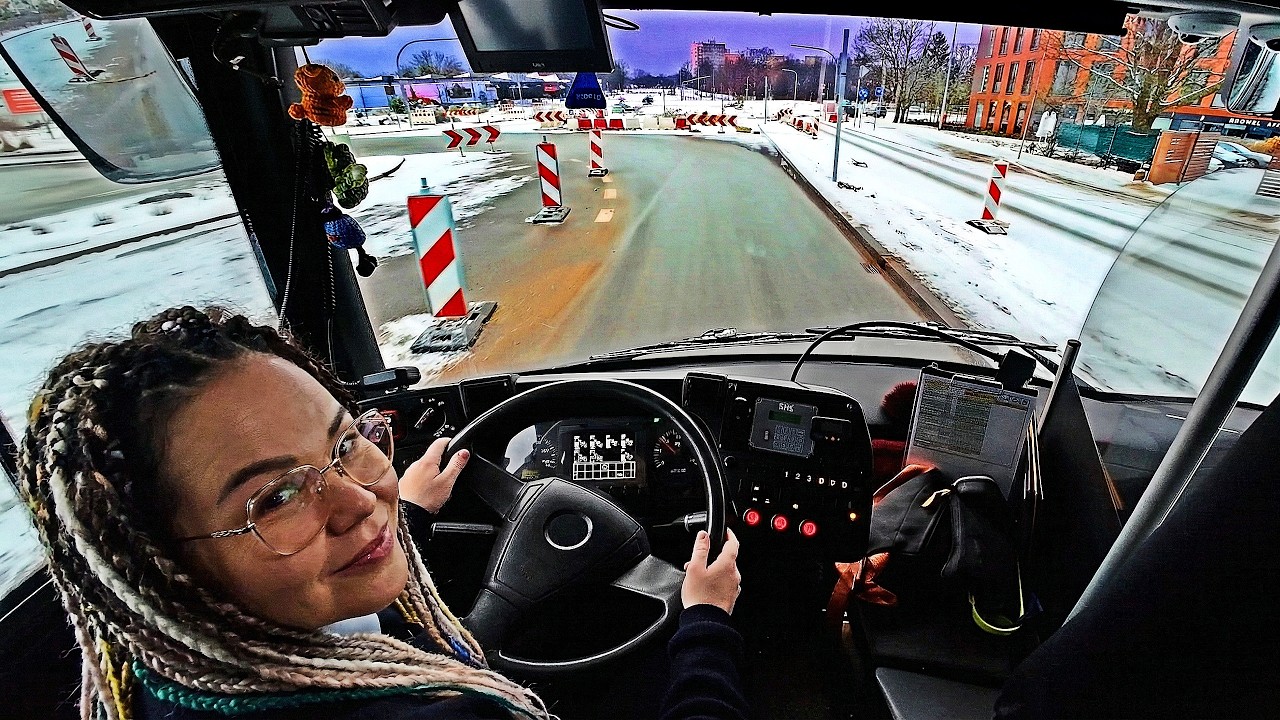 [Onboard] Route 10: Melting Snow & Wet Roads &ndash; City Hospital to Suburb Bus Ride (4K POV)