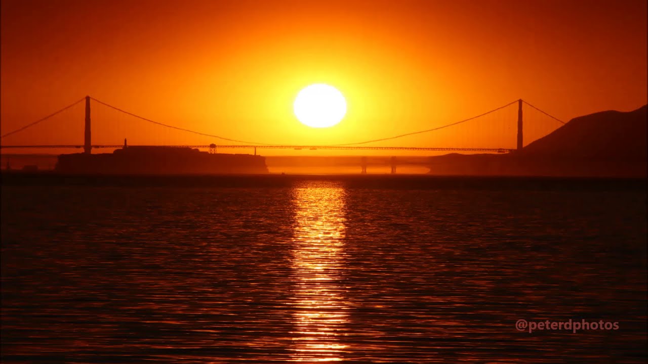 Golden Gate Bridge Sunset Time-lapse - Aquatic park - Berkeley, CA 10/16/2020