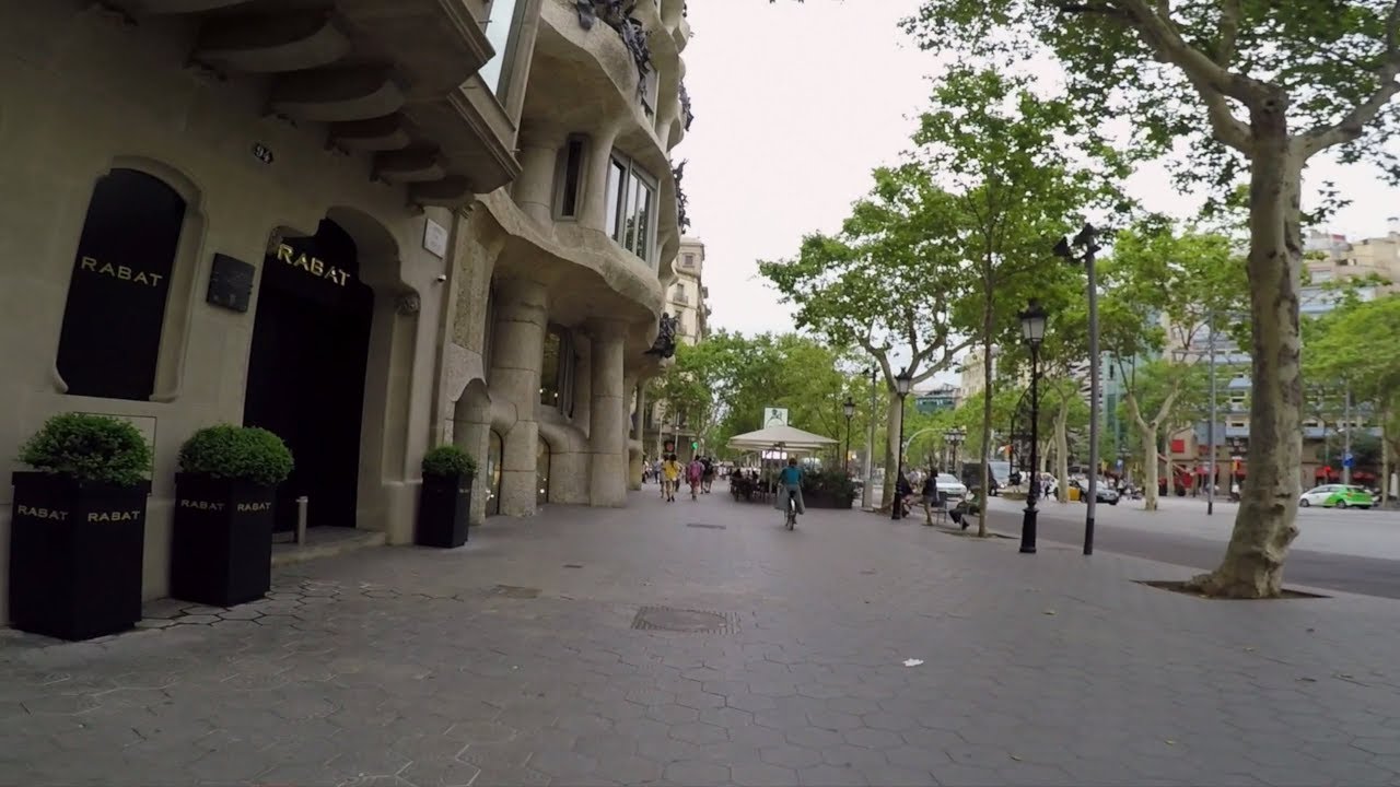 BARCELONA - Passeig de Gràcia