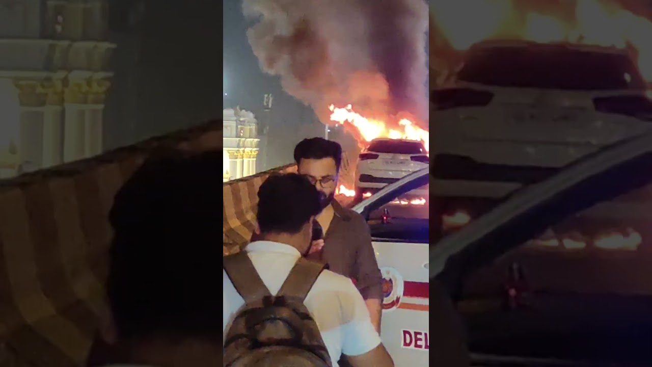 Shalimar Bagh Flyover Car Fire 🚨 Engine Heat + Diwali Warning | Delhi Awareness