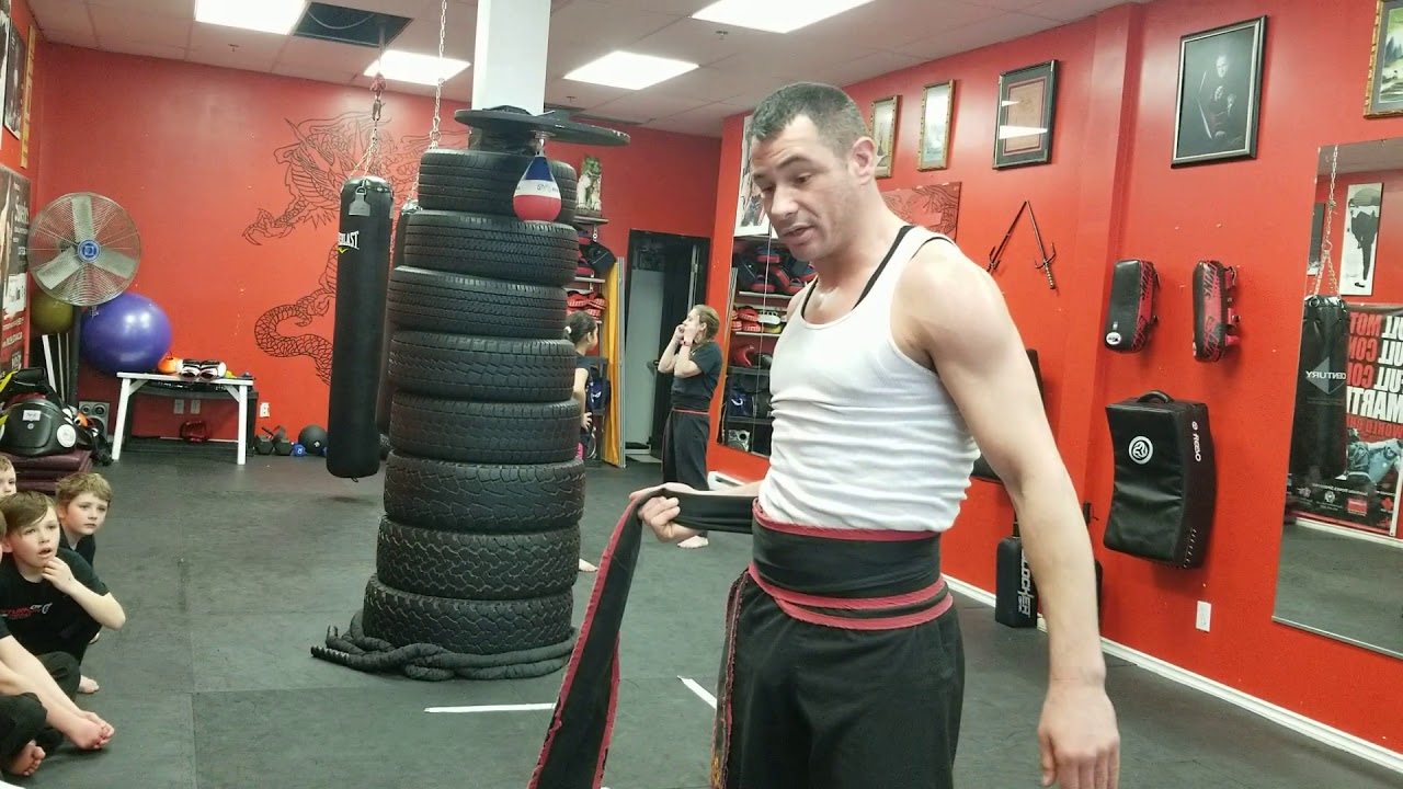 How to Tie a Kung-Fu Sash