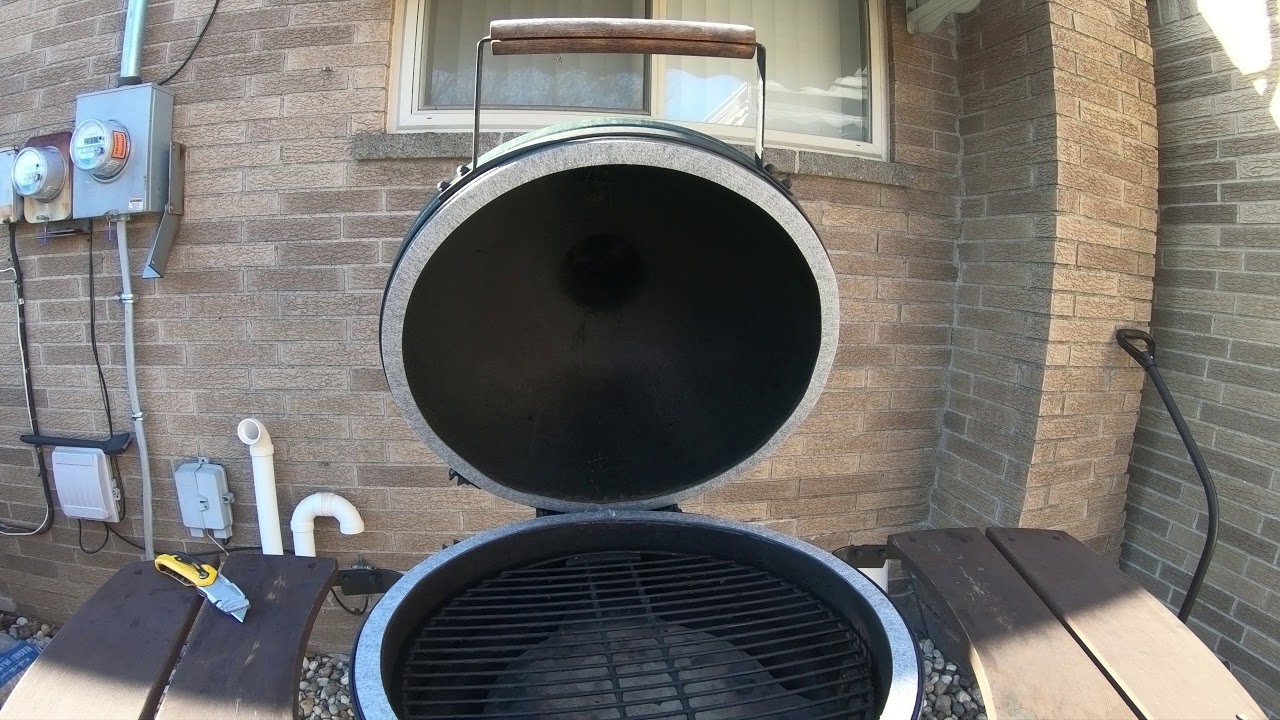Big Green Egg Gasket Change (4K)