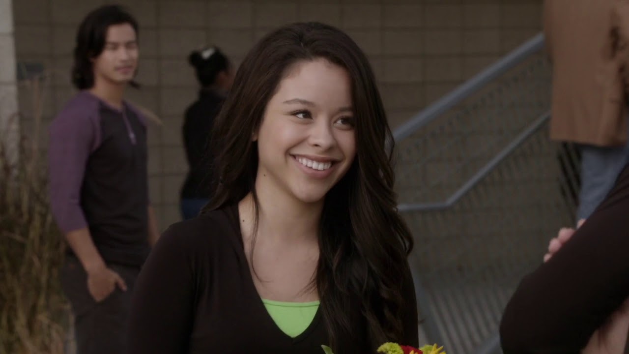 logoless HD mariana foster scenes cute/happy