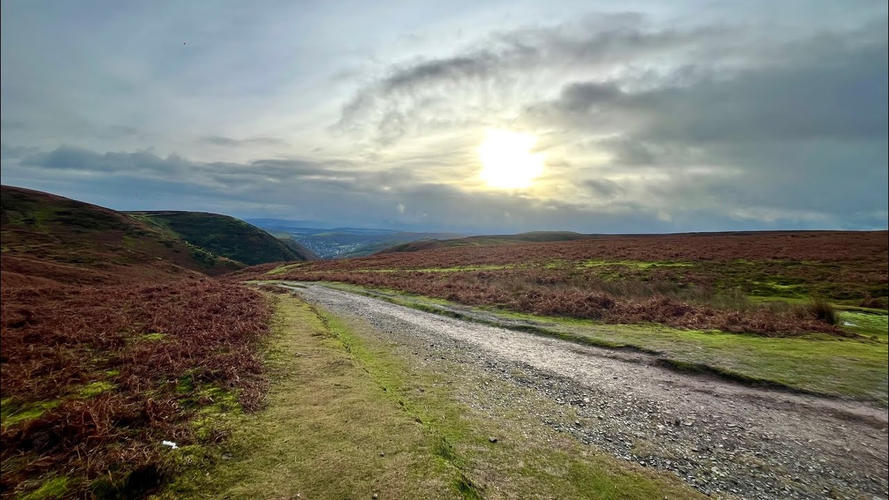 Rainy / Overcast Peaceful Walk 🌧️ Carding Mill Valley / Lightspout Waterfall | Calm Music