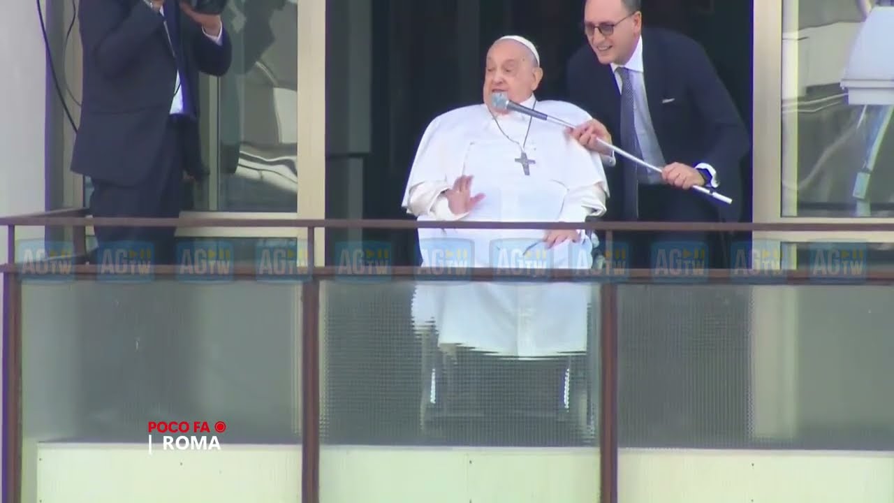 Papa Francesco, il saluto e le dimissioni dal Gemelli
