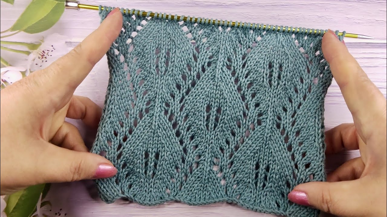 Lace Leaves Stitch | Ajour-Blattmuster stricken | Punto Foglie Traforate| Point de Feuilles Ajour&eacute;es