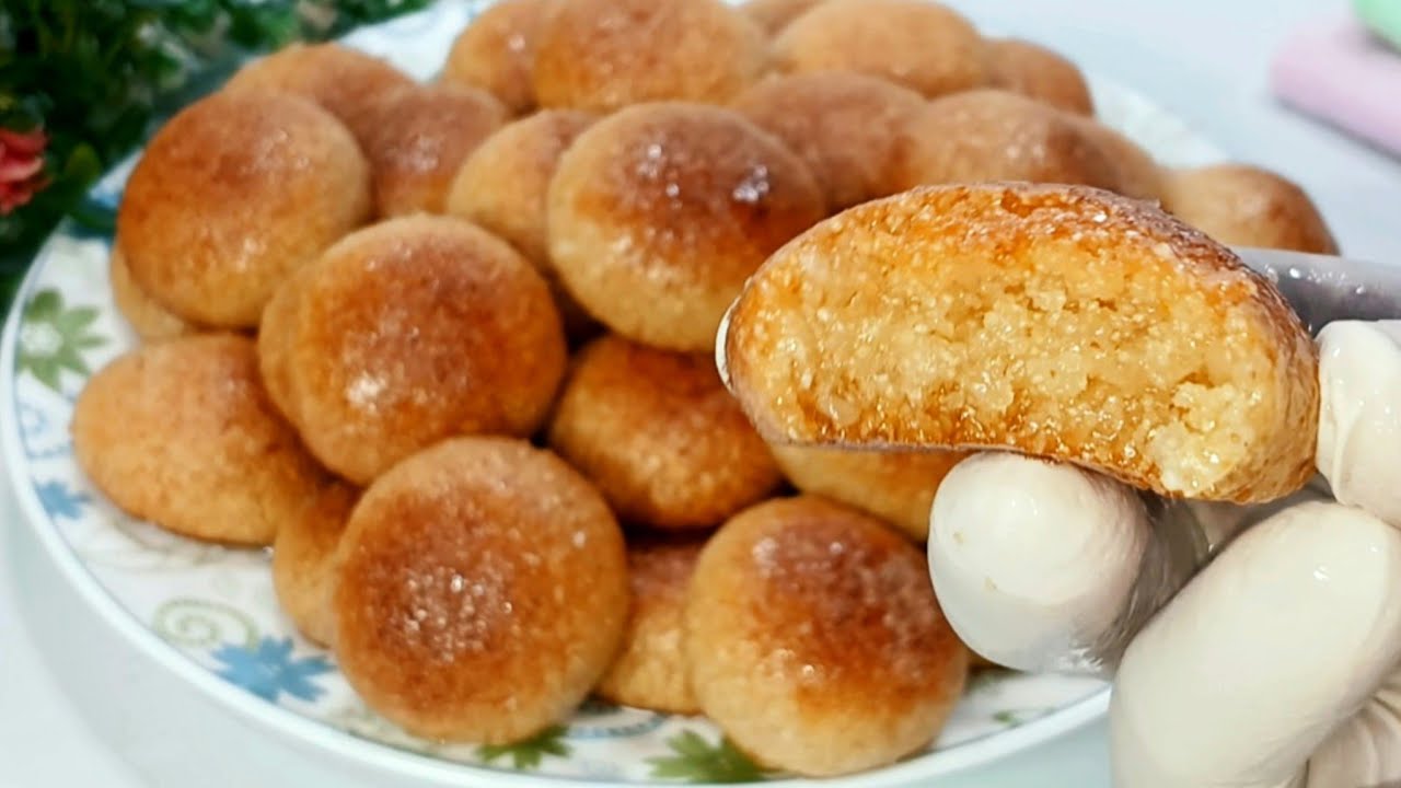 لو عندك كوب سميد وشويه سمنه اعملي حلويات تنافس البسبوسه والهريسه❗️بتدوب دوبان هتنبهري بالنتيجه 👌
