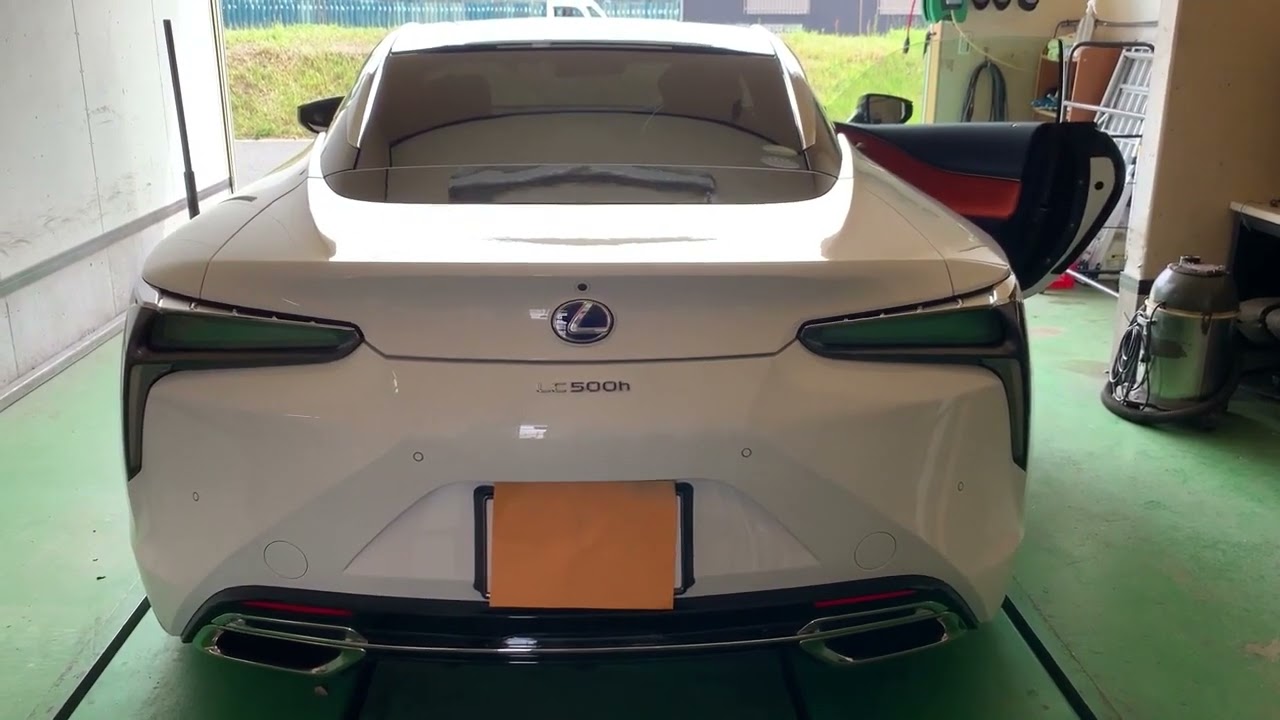レクサス　LC500ｈ　エレクトロニック　エキゾウスト　マフラー取り付け