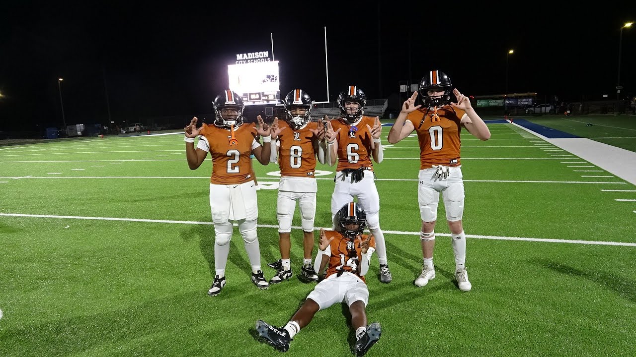 MJ Gray, Jeremiah Richie propel Liberty to 8th Grade win against Discovery