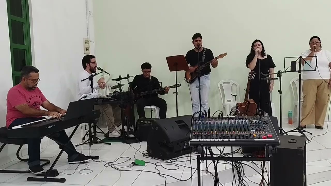 Buscai primeiro (Vencedores por Cristo)