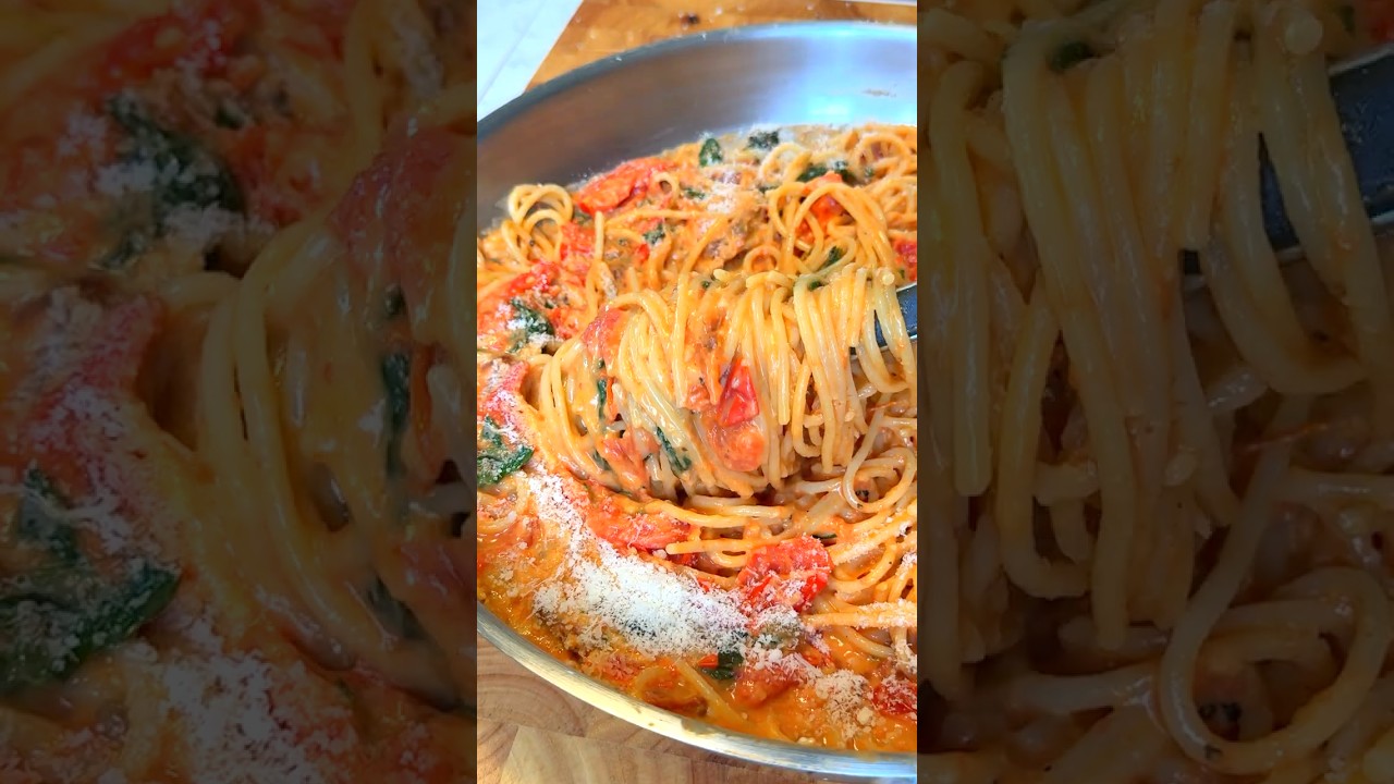 Irresistible One Pan Tomato Pasta Magic!