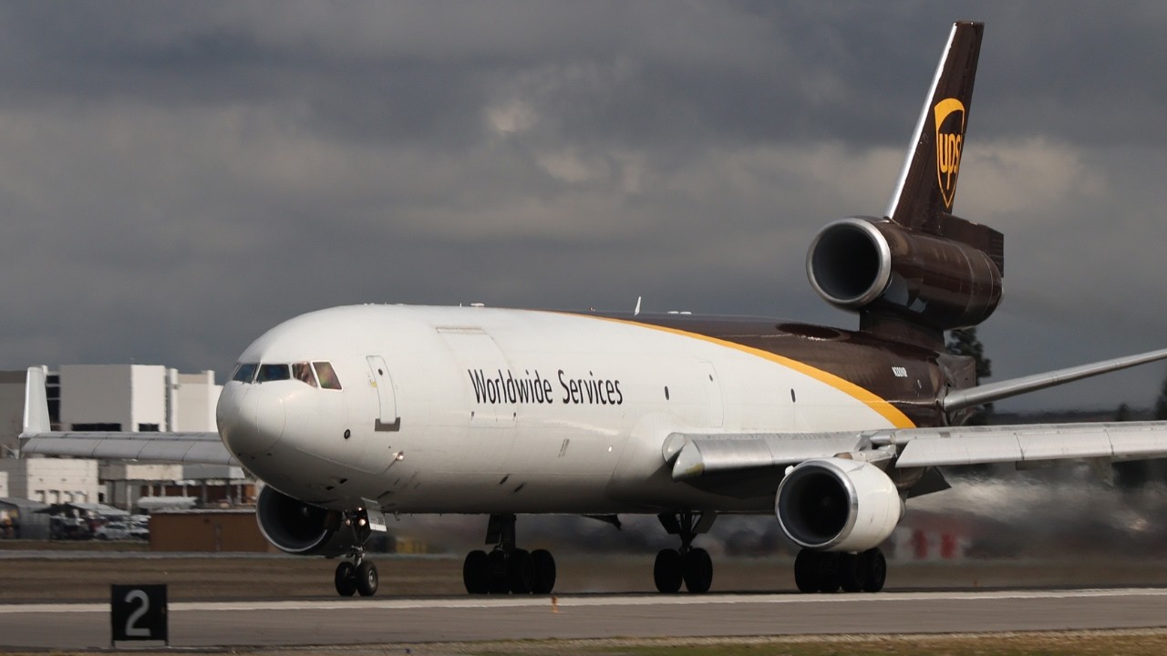 ONTARIO Airport Cargo Planespotting | Heavy Freighters in Action!