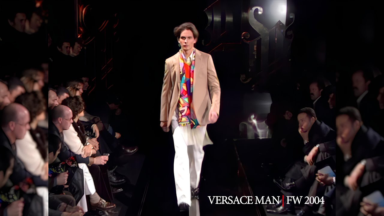 VERSACE MAN Fall Winter 2004 Milan 4K - Canale Moda
