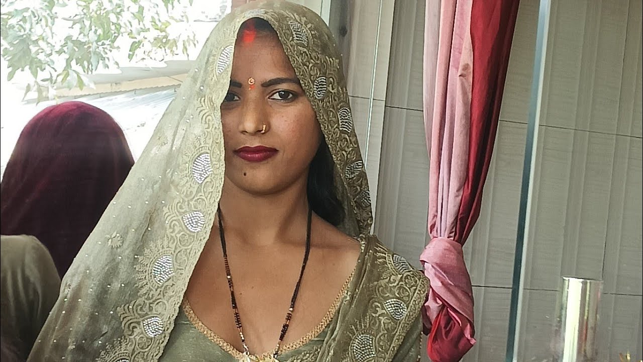 Nilu nishad short video लाइव है! लाइव में स्वागत है राधे राधे दोस्तों 🙏🙏🙏🙏