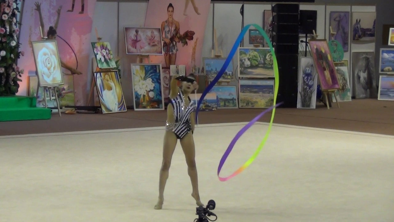 Natela Bolataeva GEO ribbon Baltic Hoop 2019