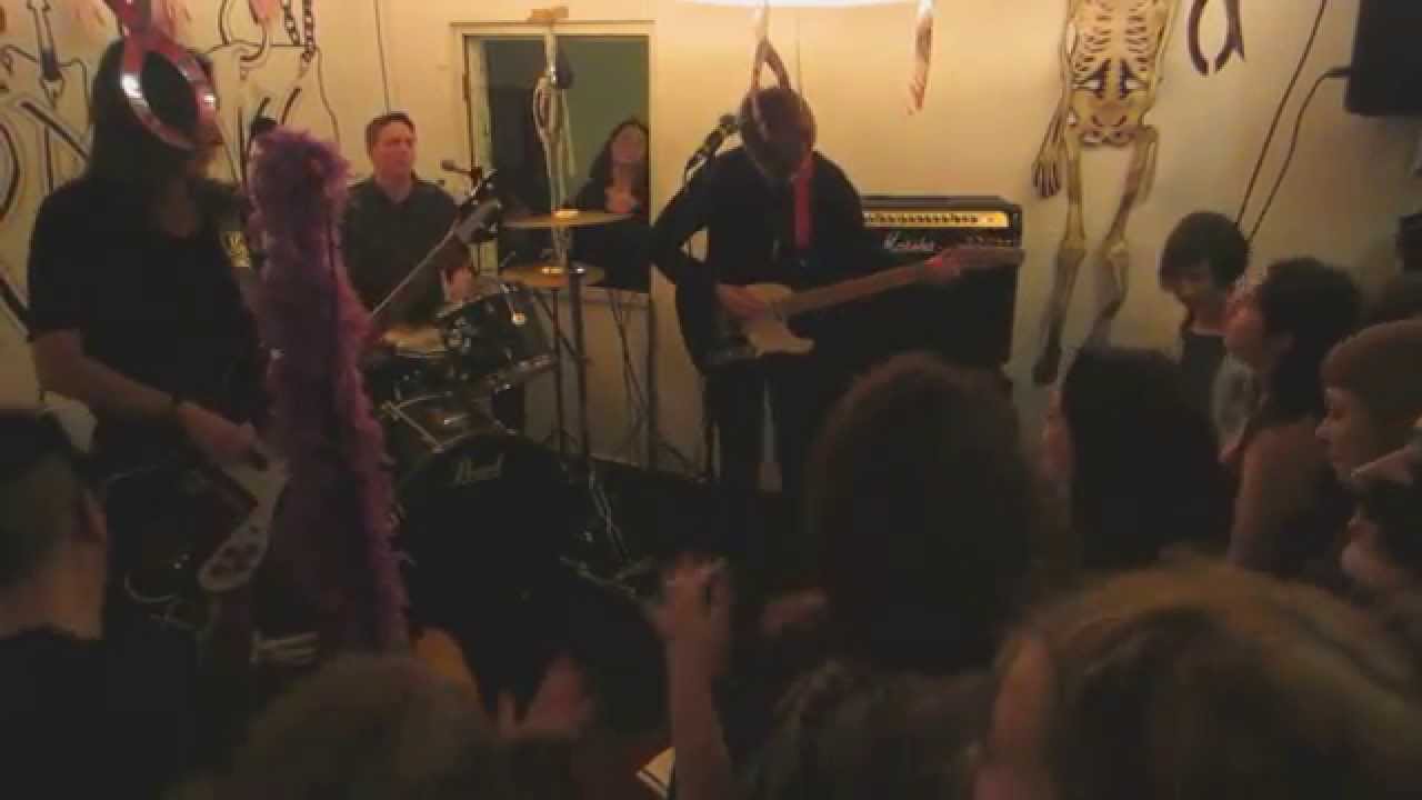 Fierce Mild 'Not Broody' Tenterhooks Feb 13 2015