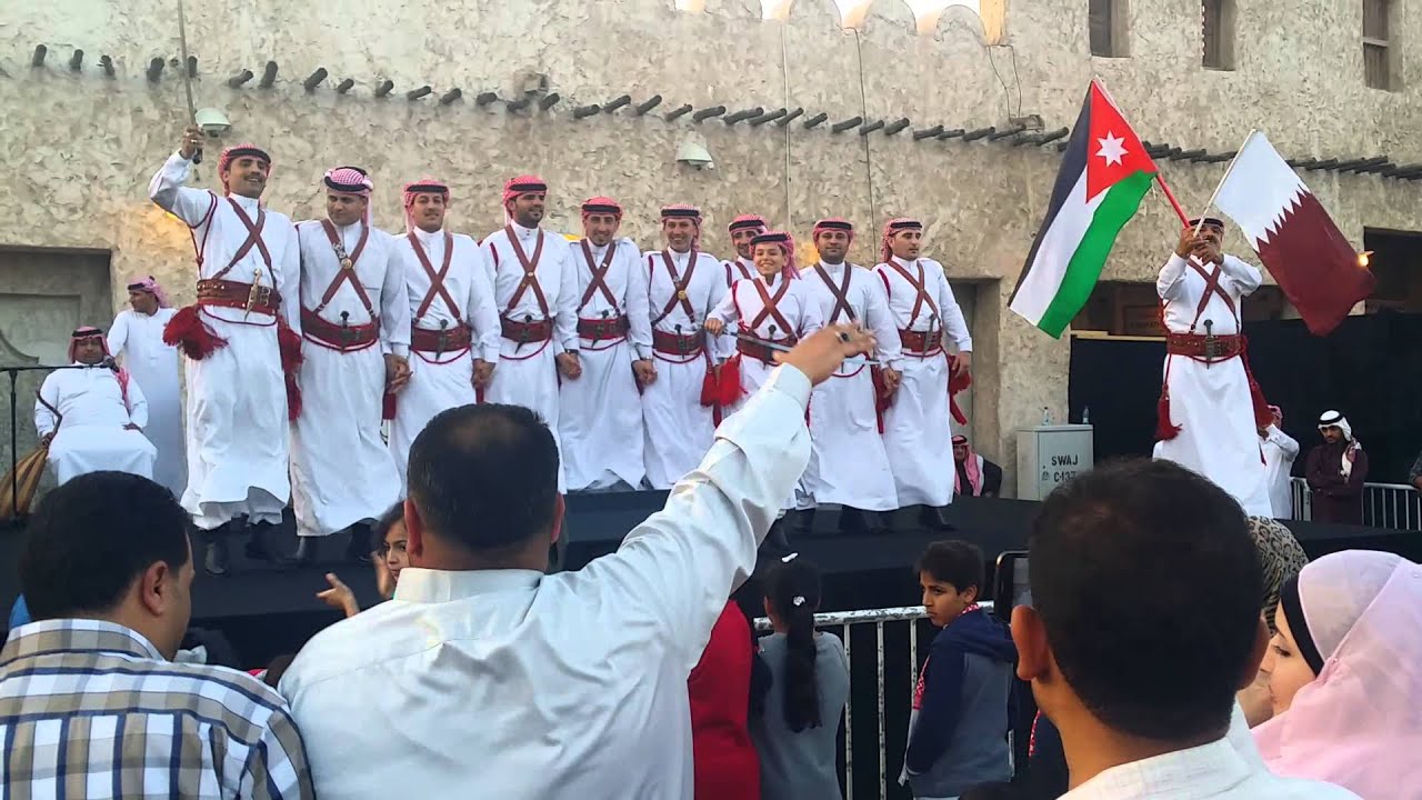 الدبكة الاردنية - مهرجان الربيع - سوق واقف - الدوحة . قطر