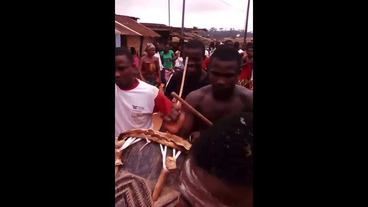 Fête de génération à Memni le show des chefs guerriers