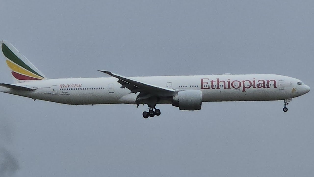 Close up Plane Spotting | Jomo Kenyatta International Airport ft. Austral 787 & Etihad A320