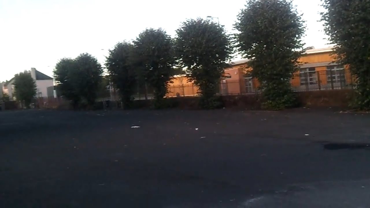 Old Bonhill Primary School grounds before demolition filmed in 2010.  Please like and subscribe!