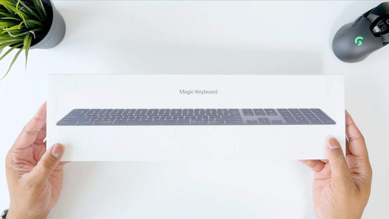 Apple Space Gray Magic Keyboard Unboxing
