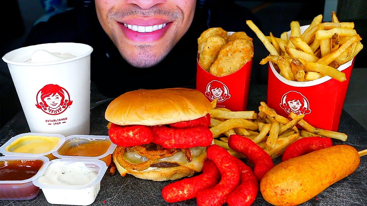 ASMR WENDY'S CHICKEN NUGGETS HOT CHEETOS CORN DOG CHEESEBURGER FRIES FROSTY MUKBANG EATING SHOW