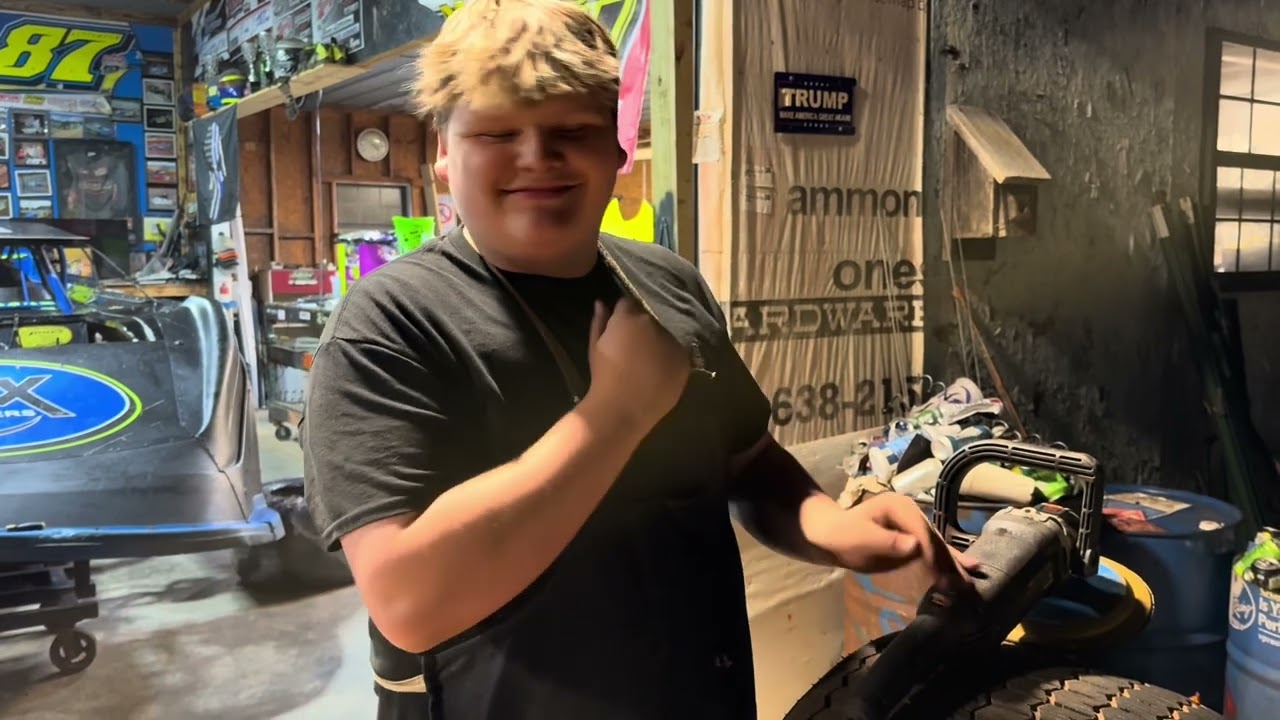 Episode 3 Behind the scenes of a young racer. 