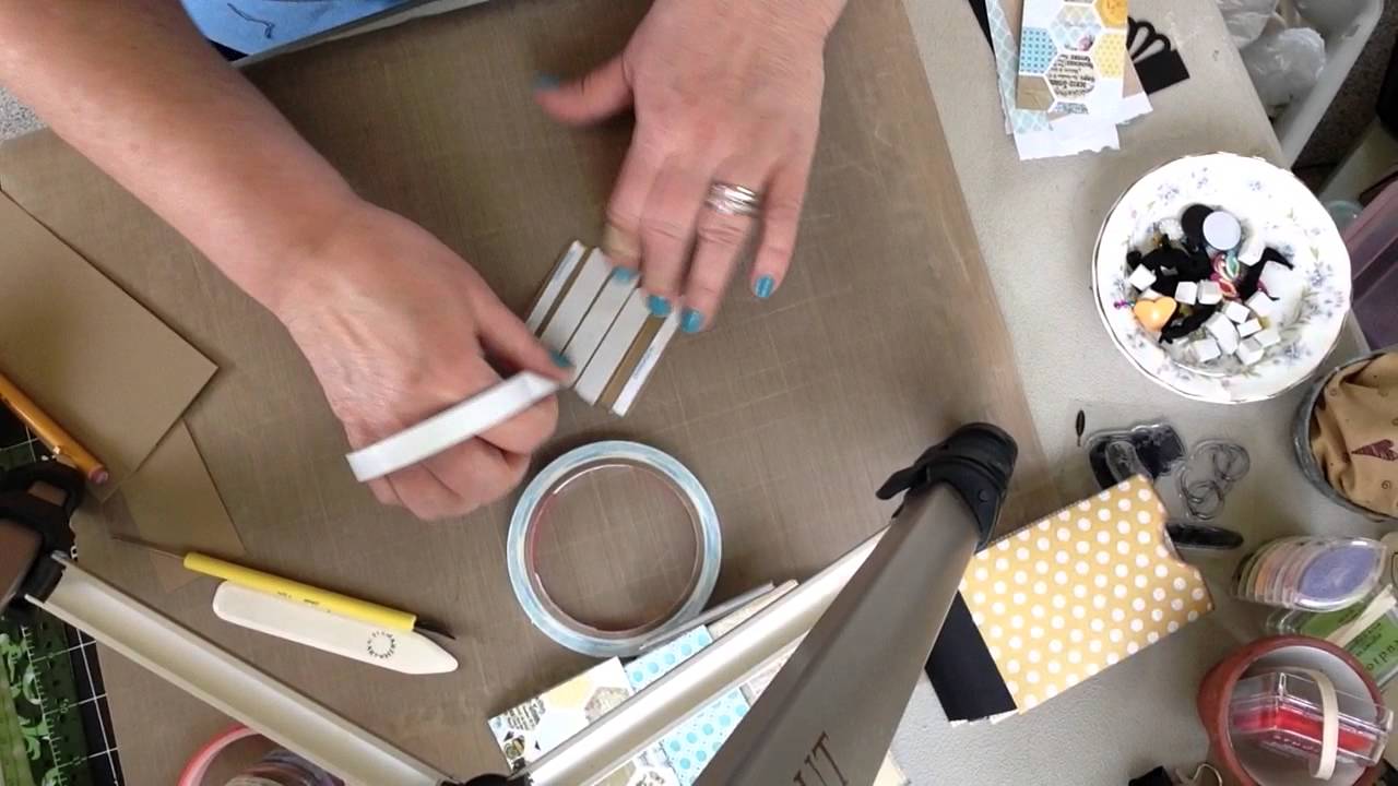 Scrapbooking 101 - Booty-ful Album; hinge system