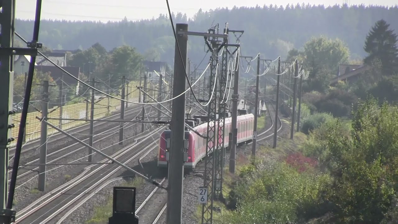 BR 102 &Scaron;koda-Lok, M&uuml;nchen-N&uuml;rnberg-Expr., BR 420 S-Bahn, Bombardier Twindexx bei R&ouml;hrmoos 09.10.2021