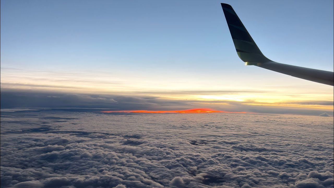Flying effect , beauty of sky , horizon , cloud waves .. 