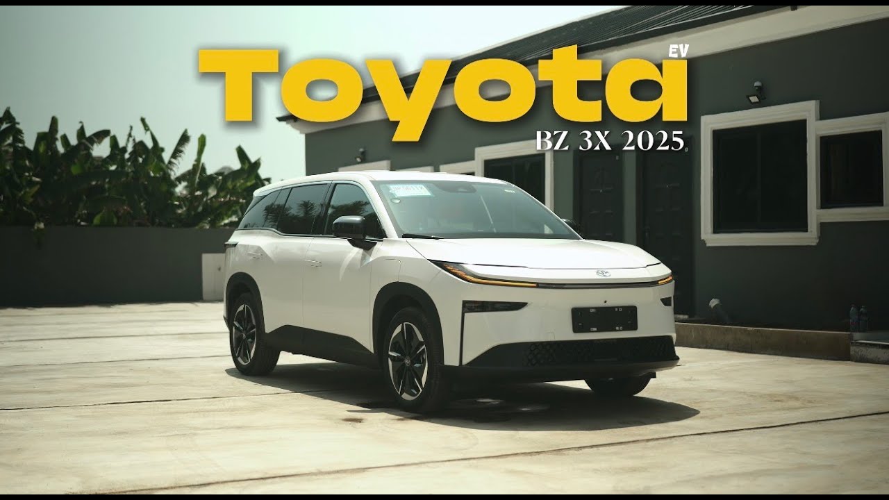 Обзор и осмотр нового электромобиля Toyota BZ3X 2025 года