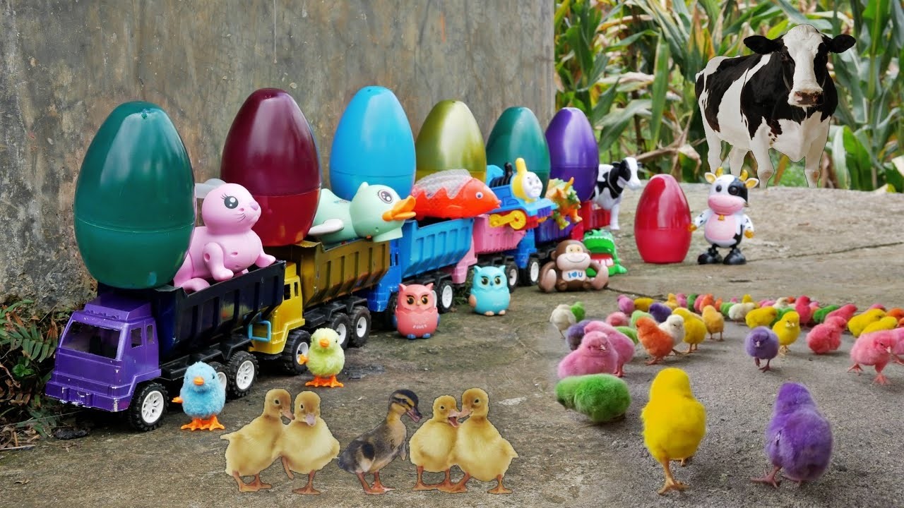 Colorful Surprise Eggs Cow Octopus Dinosaur Duck Love Bird Owl Squirrel Truck Thomas train #1