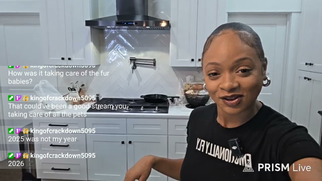OCOLAAGIVING! -THANKSGIVING PREP & VIBEZ - TAP IN CHAT!! FOLLOW & SUB UP 💕 #JEDIRiZZ #OCOLAA ✨�