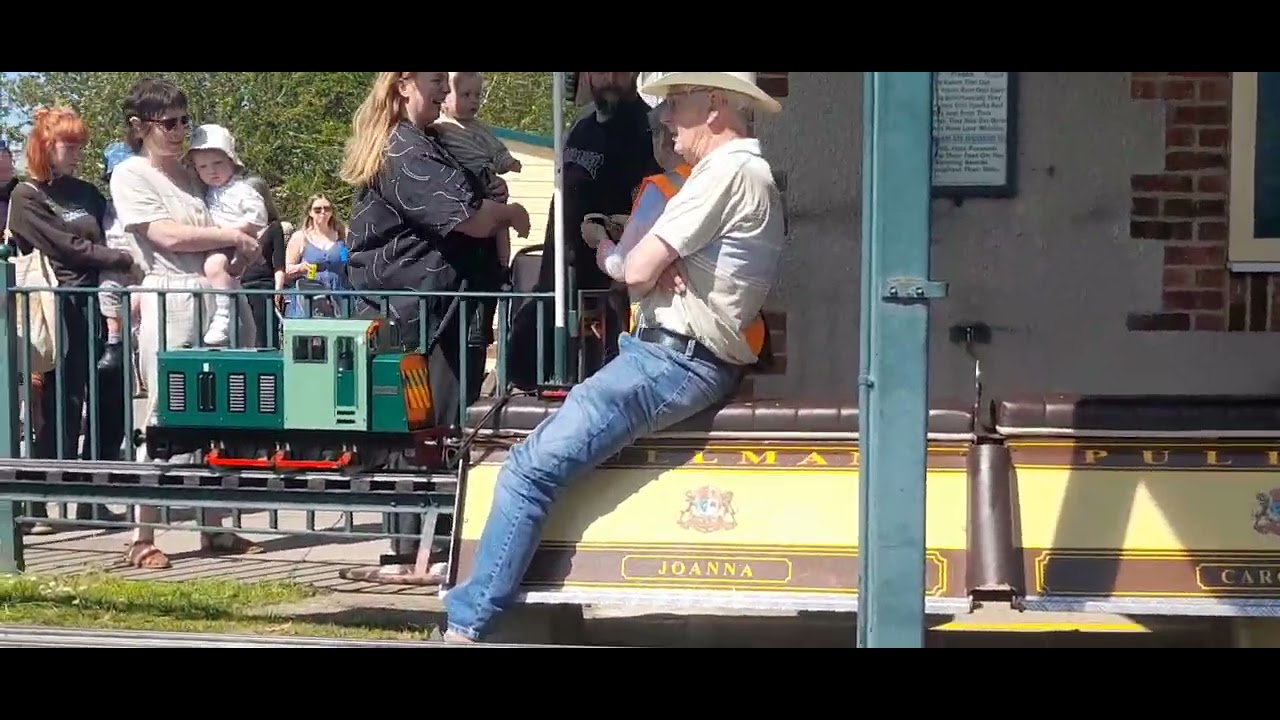 Watching trains go by at Worthing and district model engineers