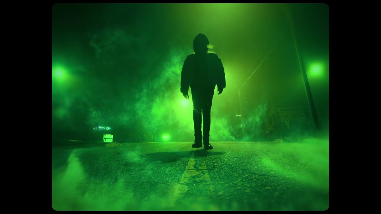 DANNI SNOW ~ GREEN LIGHTS (OFFICIAL MUSIC VIDEO)