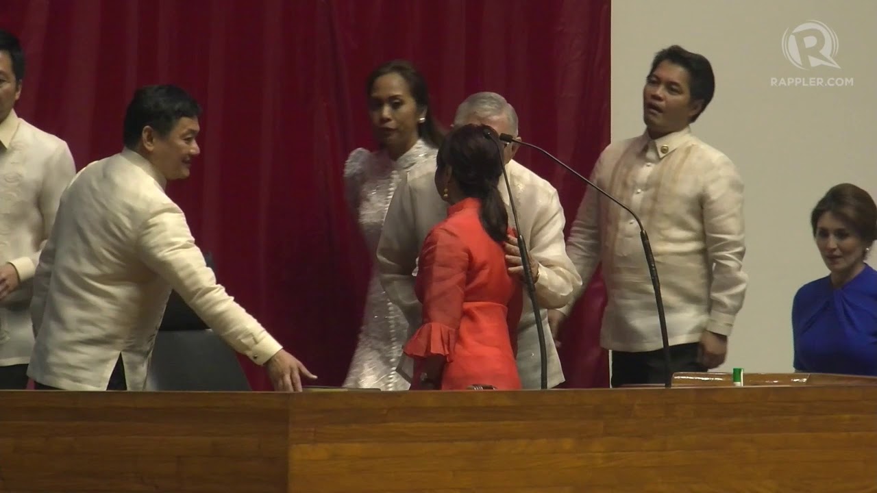 Gloria Macapagal-Arroyo takes oath as House Speaker