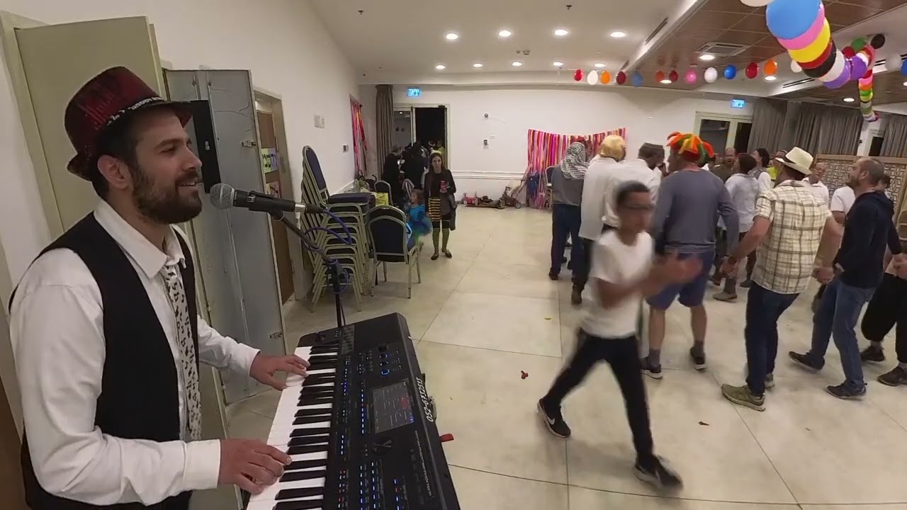הרקדת מסיבת פורים בקהילת ירוחם תשפ