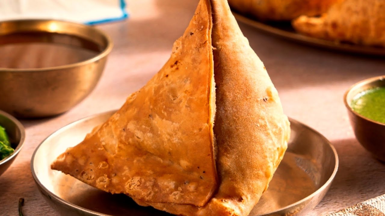 समोसा बनेगा हलवाई की तरह करारा - samosa recipe - bazar jaise samose ki vidhi      