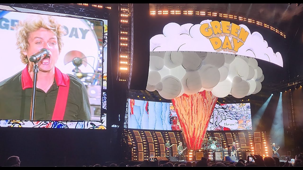 Green Day - The Saviors Tour - Toronto ON Aug-1, 2024 - Rogers Centre - Full Concert