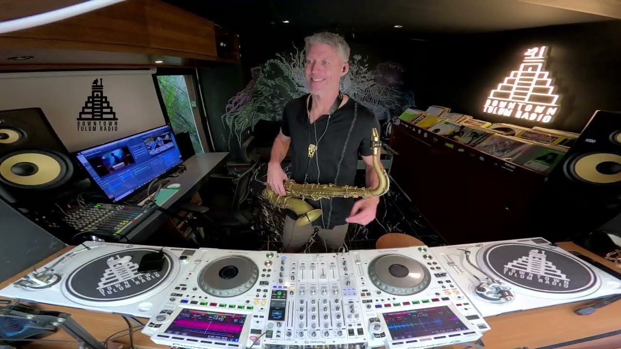 Saxxdoc @ Downtown Tulum Radio (Sunrise Sessions)