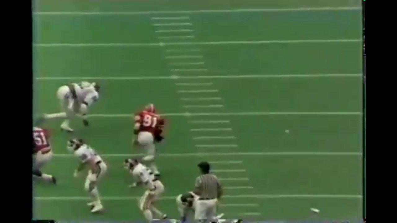1982 Mississippi State Bulldogs @ Florida Gators - Wilber Marshall doing what Wilber Marshall does