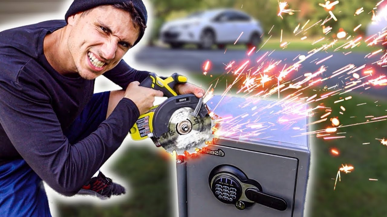 Break The Safe, Keep What's Inside!