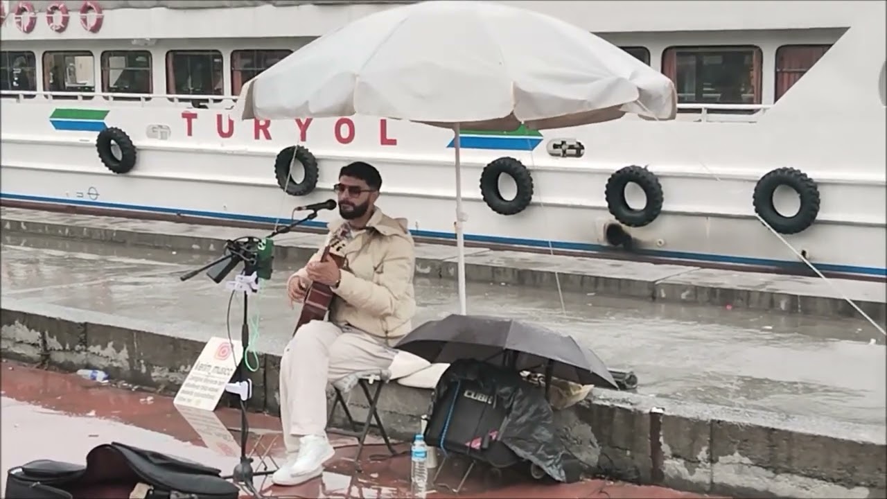 Kerim Kaplan ( Yürüyorum Dikenlerin Üstünde )