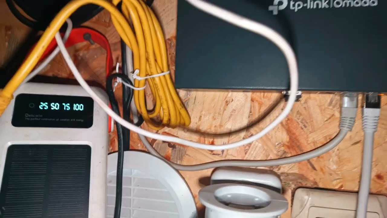 ЗАЖИВЛЕНН'Я UPS DC1018P ВІД POWER BANK