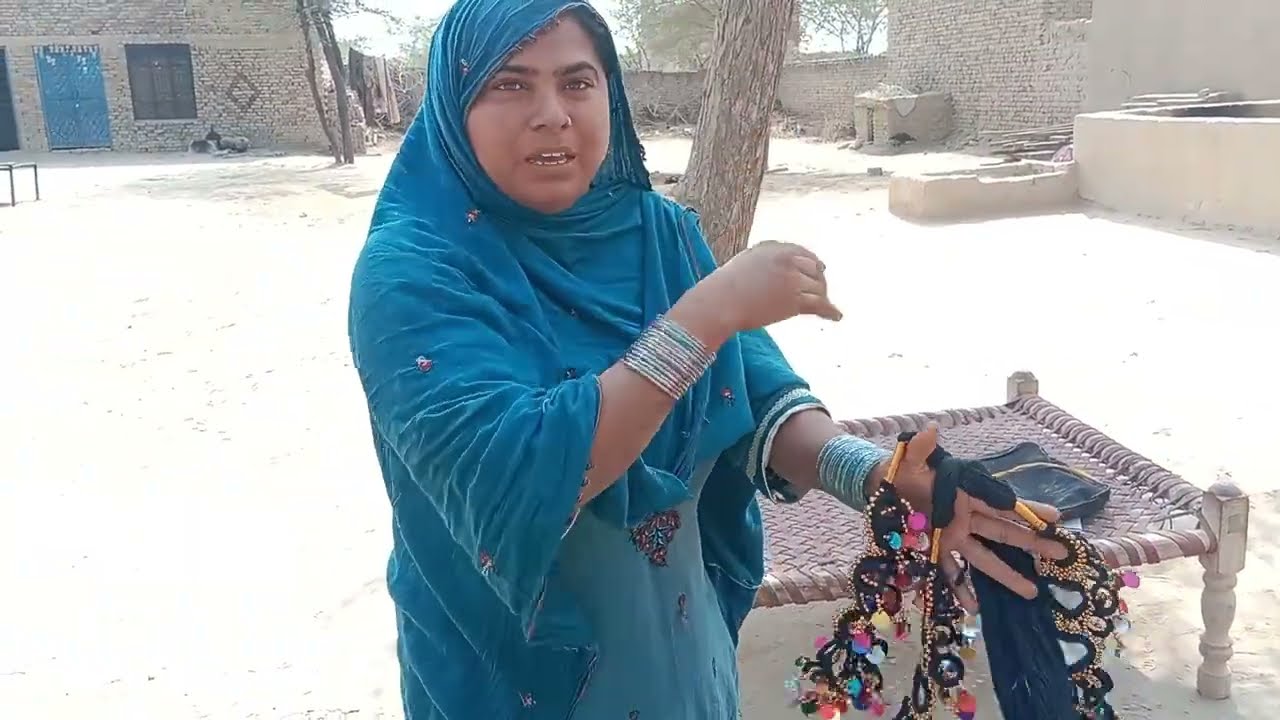Ghar Mein Parande Banana Shuroo Kar Diye | Handmade Punjabi Paranda Making | Sonia Ke Vlog