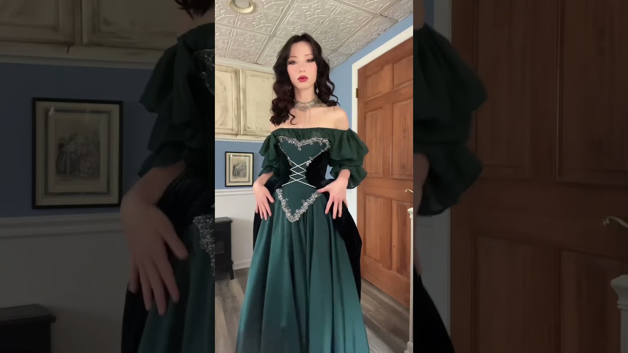 Slytherincore outfit #grwm #victorianfashion #fashion #fantasy #renaissance